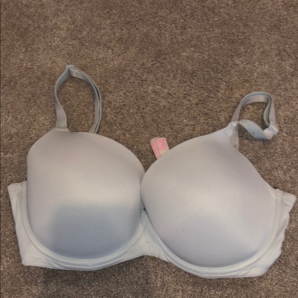 PINK victoria’s secret wear everywhere bra